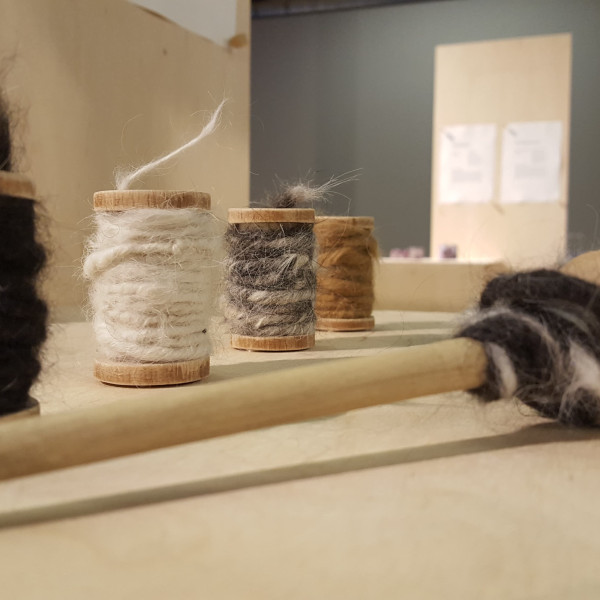A new face of wool. Experiments with fabrics at the Łódź Design Festival.