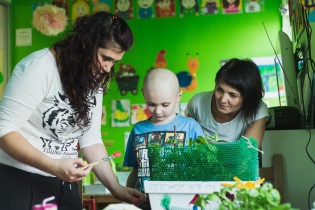  "Mój kawałek ogrodu"/ Odział Hematologii i Onkologii Dziecięcej chorzowskiego Centrum Pediatrii i Onkologii im. dr E. Hankiego2015