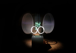 Przeciw Nicości - Całość i Nieskończoność – instalacja interaktywna 2005-06 