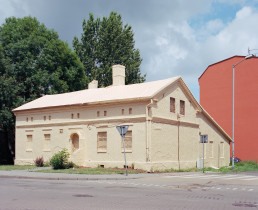 W stronę centrum (2017)