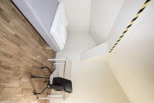 pokój nr 1 jednosobowy / fot. Michał Jędrzejowski