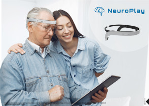 Marlena Kostrzewa, Projekt biosensorycznej opaski do kognitywnego treningu mózgu dla osób starszych we współpracy ze spółką Red Door dla marki NeuroPlay