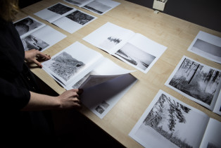 Maciej Cholewa - „Obserwator” | video + instalacja | 2016