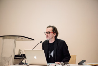 Najpiękniejsze książki roku – Tworzywo litera – w wyniku eksperymentu i ryzyka…