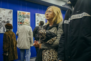 Wernisaż wystawy w kinie Kosmos