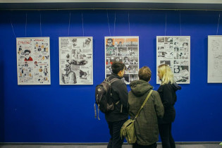 Wernisaż wystawy w kinie Kosmos