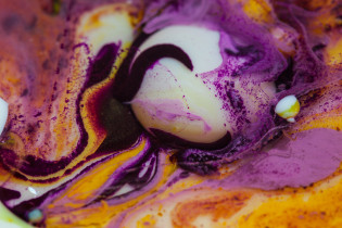 Magdalena Kufel / Teledysk dla zespołu DOTS nagrany obiektywem macro / 2018