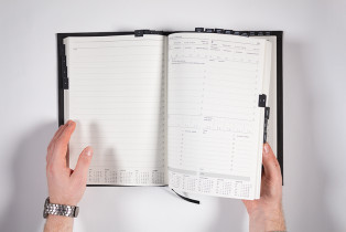 Magdalena Płońska – Kalendarz rolnika