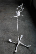 Magdalena Ferdyn, donica na krawędzi przed upadkiem