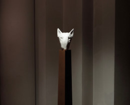 "Totem" (akryl, stal) - Mała Galeria, Nowy Sącz 2019.