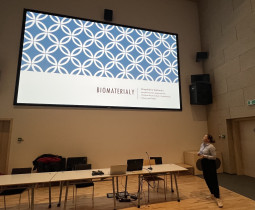 Wsp&oacute;łpraca z Wydziałem Inżynierii Materiałowej - wykład dr Magdaleny Szklarskiej